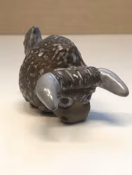 ESTER WALLIN. Figurin, keramik, "Tjur", signerad, Uppsala Ekeby.