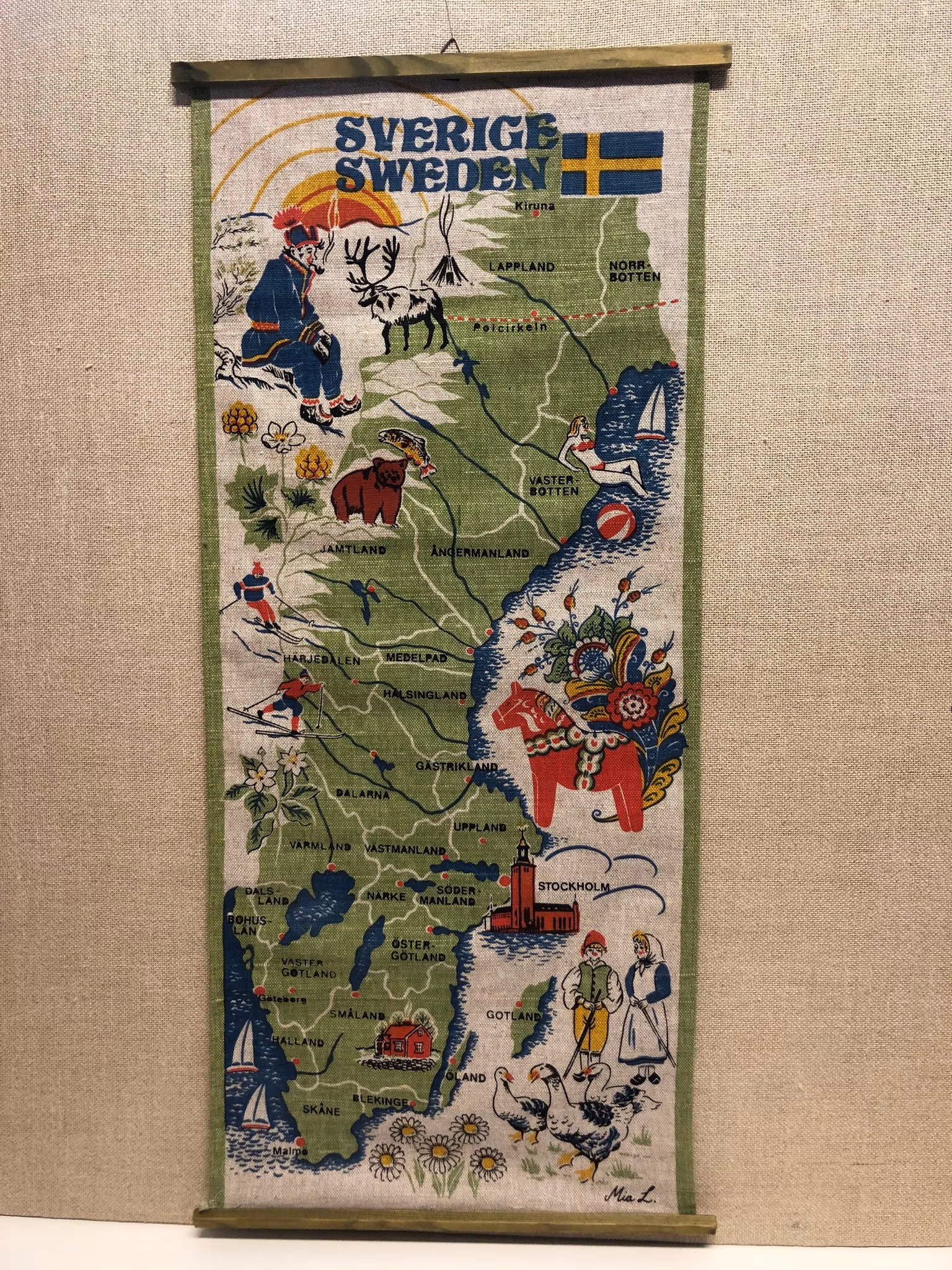 MIA LEIJONMARCK. Väggbonad, textil, "Sverige karta", 1900-talets andra hälft.