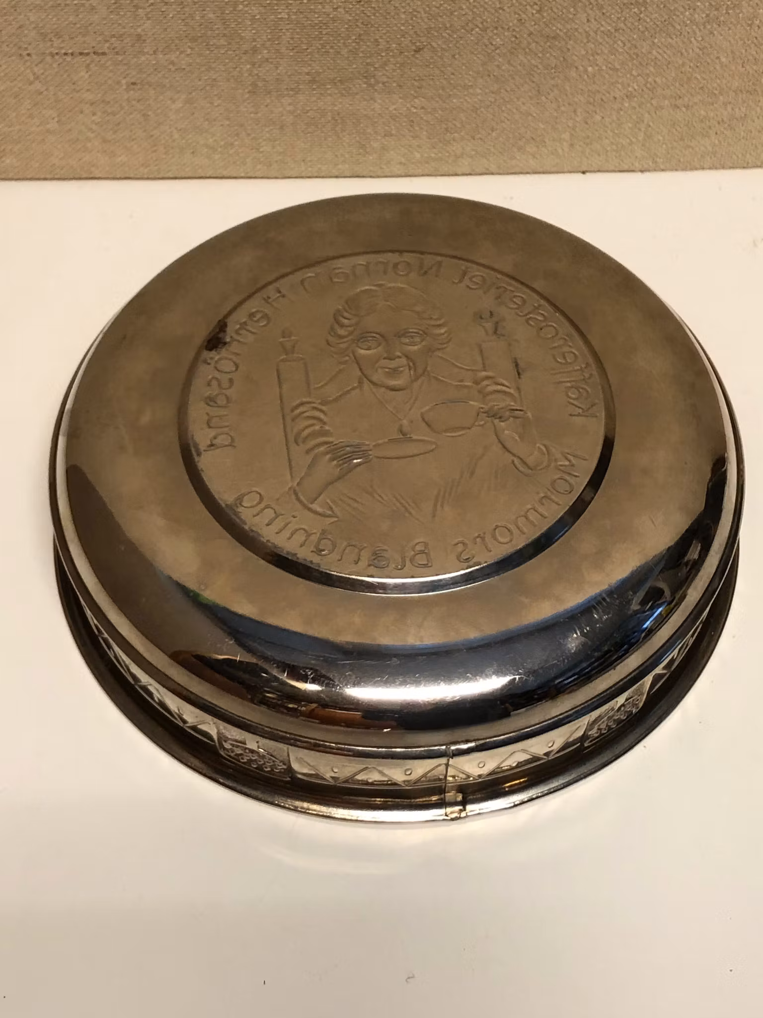 SKÅL, nickel, Jugend, Kafferosteriet Nornan Hernösand, 1900-talets början.