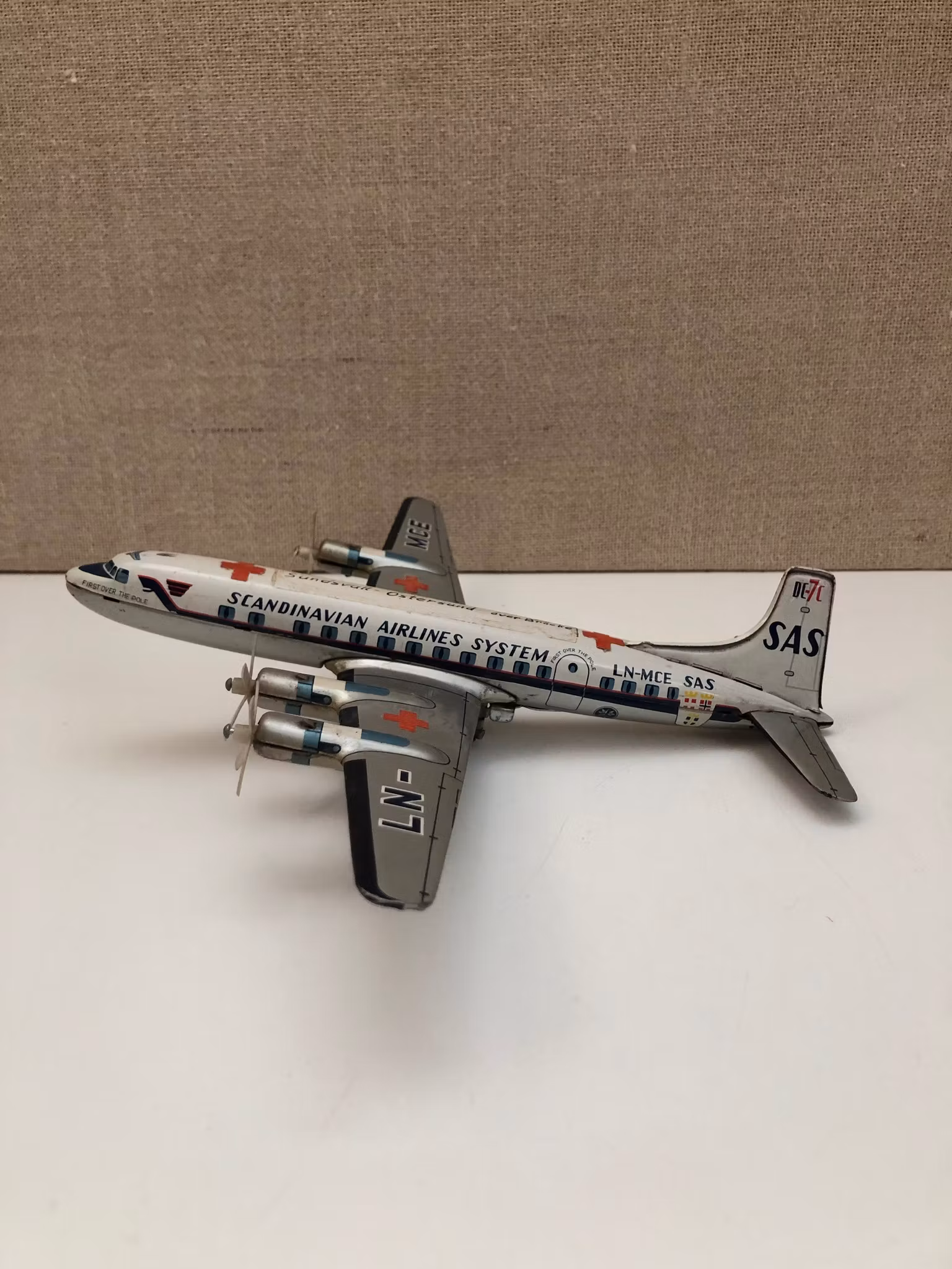 FLYGPLAN, plåt, SAS LN-MCE, E.T.C. o, Japan, 1960-tal.