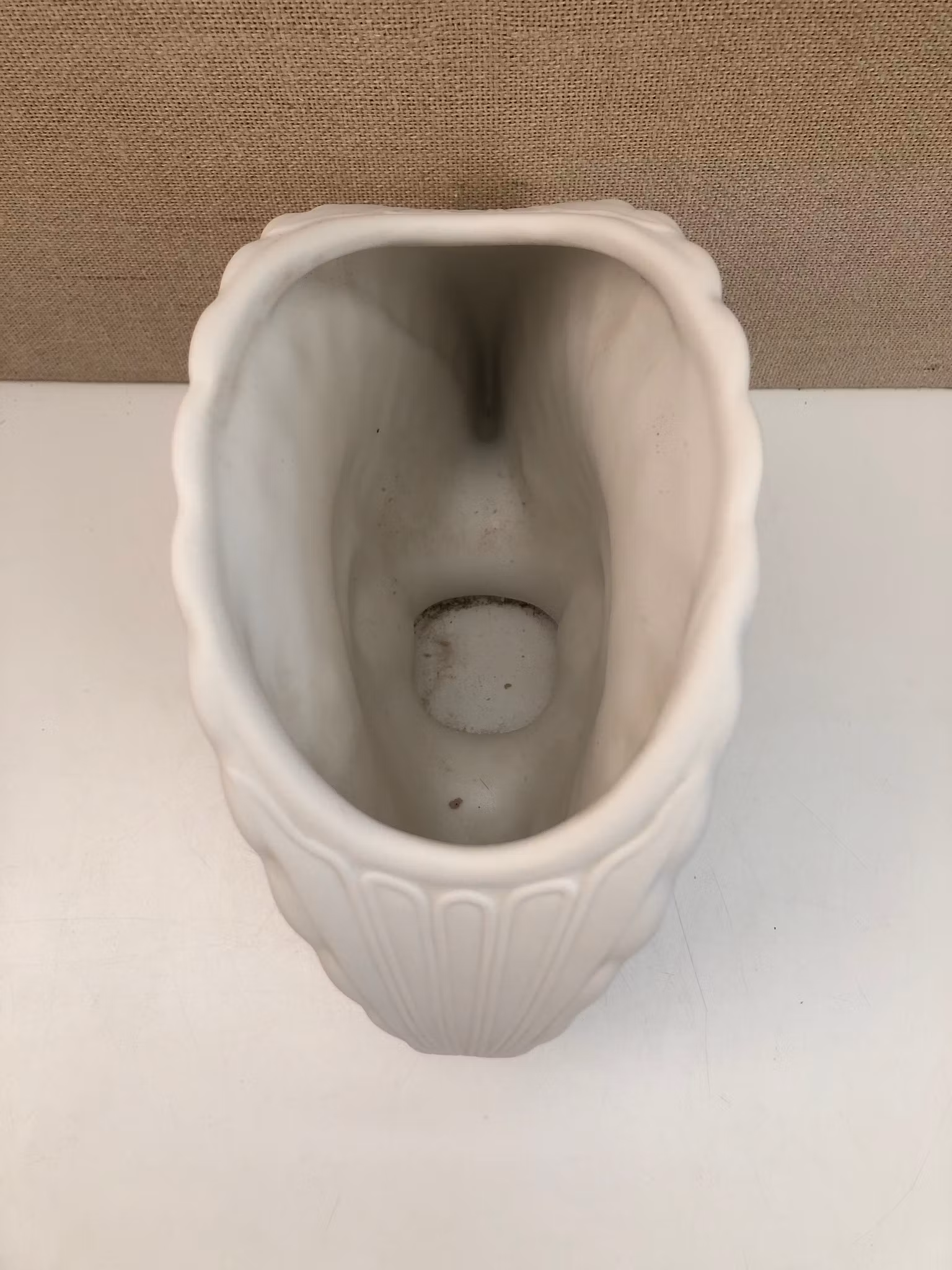 VINCENTE MARTINEZ. Vas, parian, "Påfågel", Lladro Spanien.