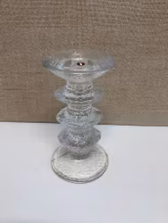 TIMO SARPANEVA. Ljusstake, glas, "Festivo", Iittala.