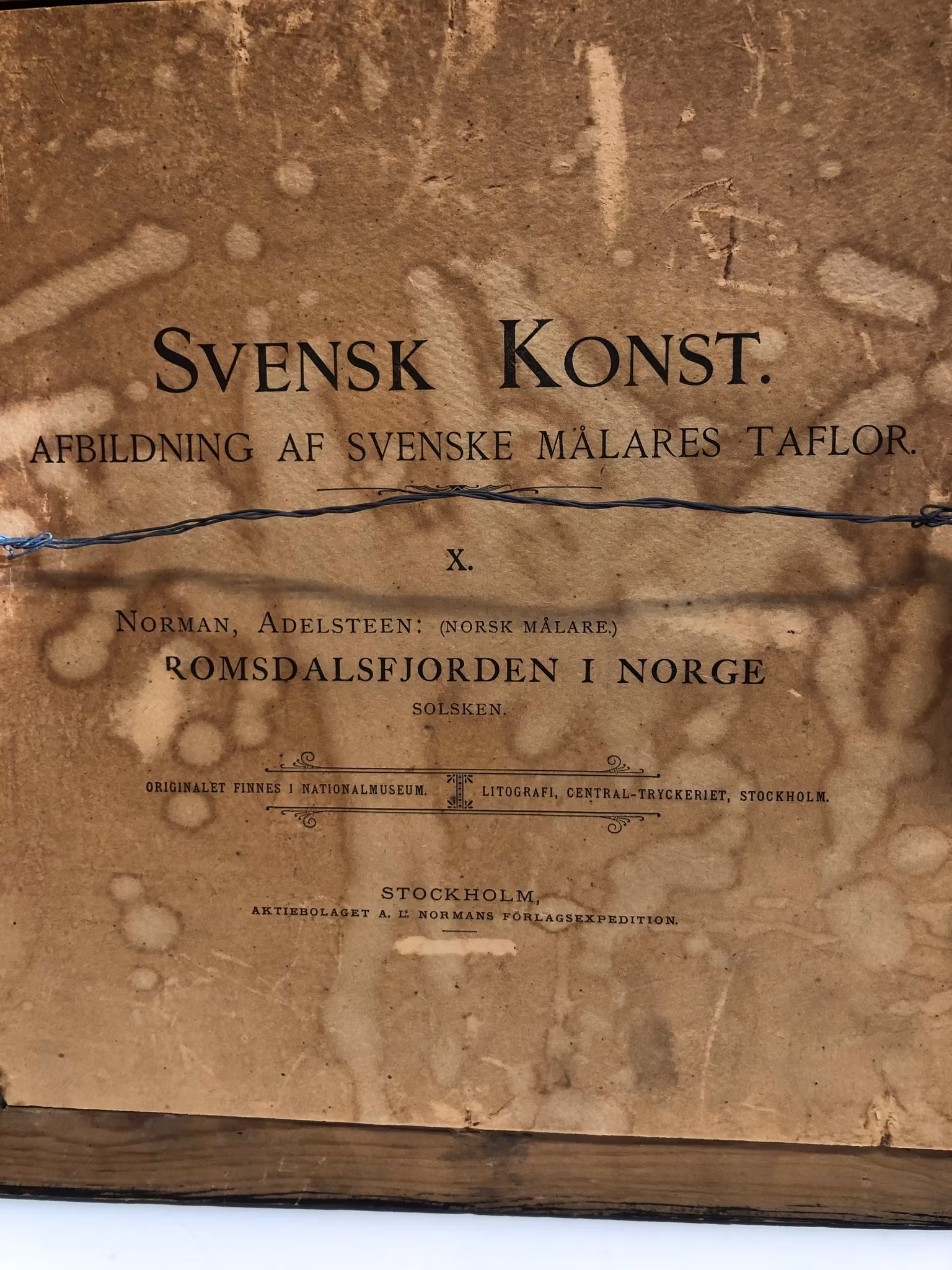 NORMAN ADELSTEEN. Romdaldfjorden Norge, "Solsken", kolorerat tryck/litografi, Central-Tryckeriet, Stockholm, 18/1900-tal.