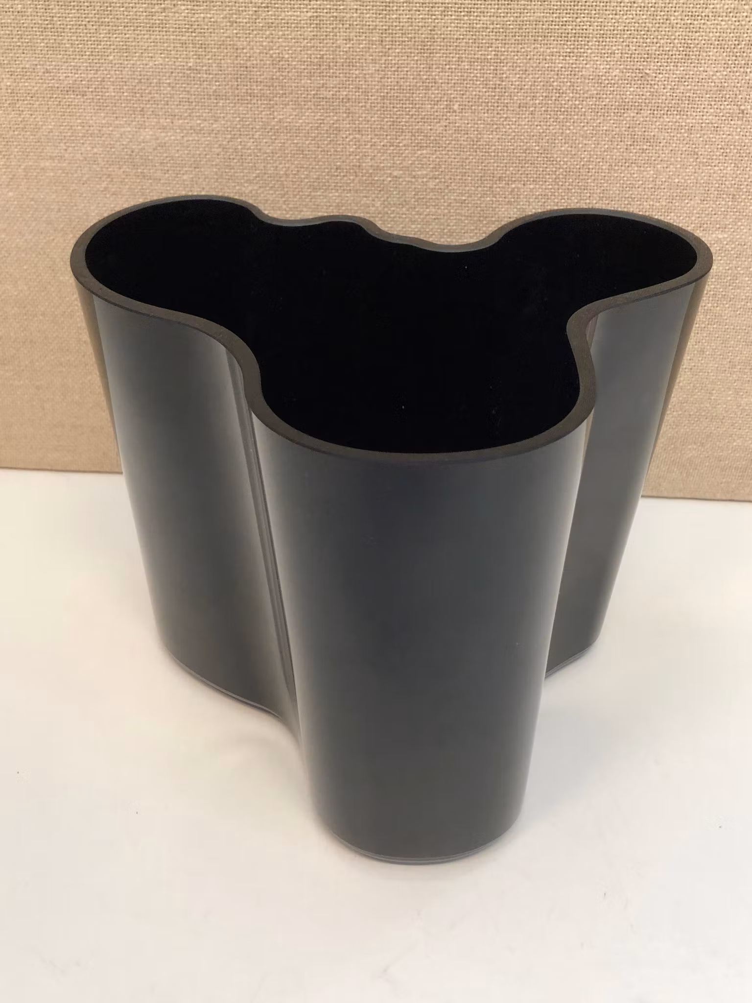 ALVAR AALTO. Vas, glas, "Savoy", Iittala, Finland.