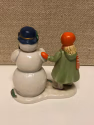 BARBRO RYDHOLM. Figurin, porslin, "Flicka och Snögubbe", Fyrklövern Collection.