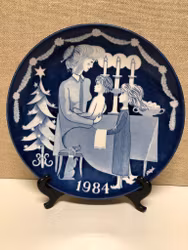 STIG LINDBERG. Jultallrik, porslin, Gustavsberg, 1984.