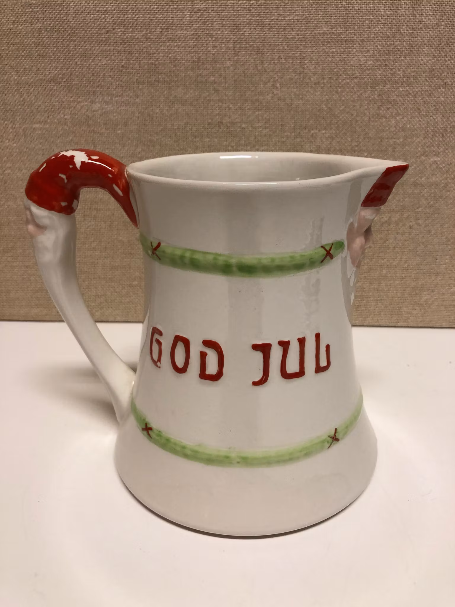 TILLBRINGARE, flintgods, handmålad, "God Jul", Gustavsberg.