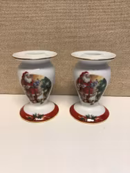 ANNE ROSELIEN. Candlesticks, a pair, porcelain, "Classic/Children's Christmas", Fyrklövern.