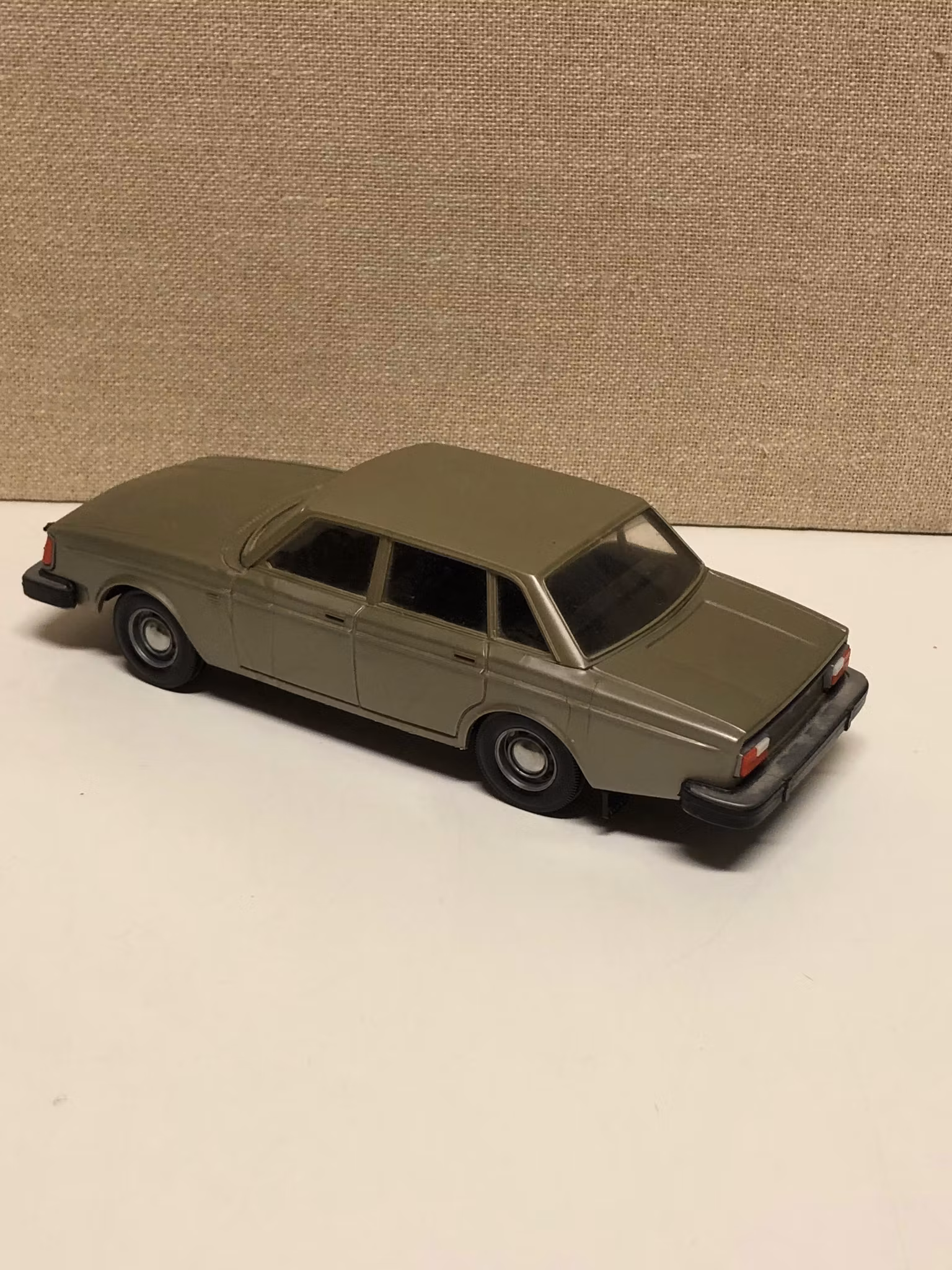 BIL, plast, Volvo 244 DL, Finland, 1980-tal.