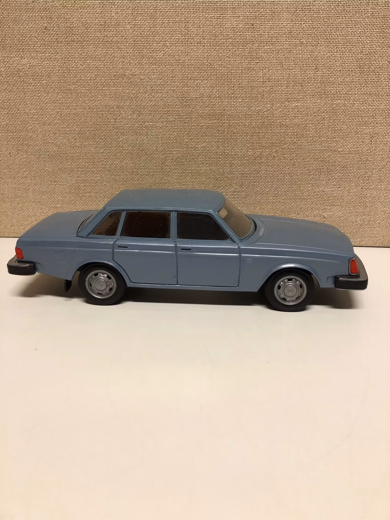 BIL, plast, Volvo 244 DL, Finland, 1980-tal.