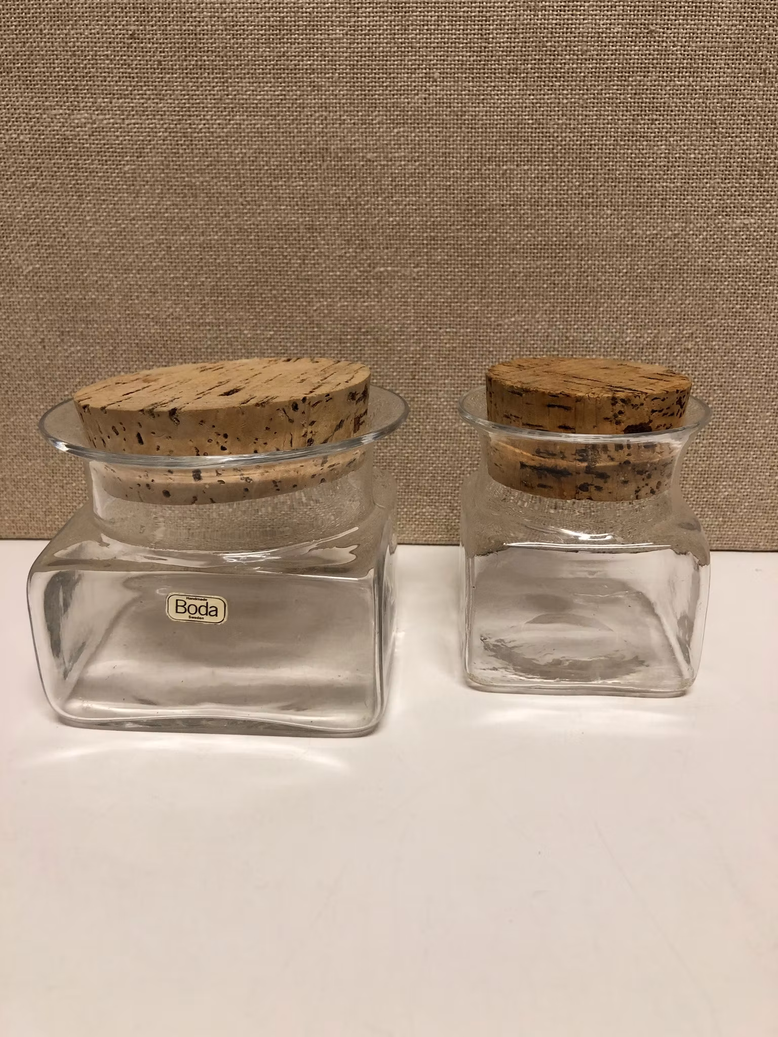 SIGNE PERSSON-MELIN. Glasburkar 2 st. "Sill i kvadrat", Boda glasbruk.
