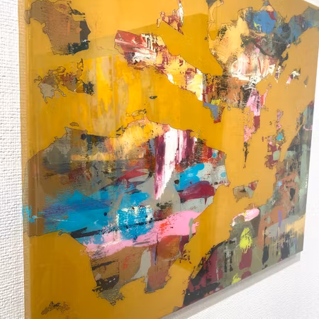 "Border on Yellow" av Crisis, Akryl & Resin på duk, 70x60cm