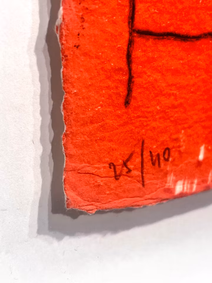 Röd Karborundumetsning av James Coignard. Inramad, 73x62 cm