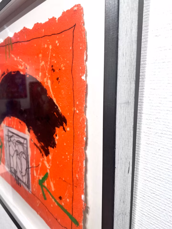 Röd Karborundumetsning av James Coignard. Inramad, 73x62 cm