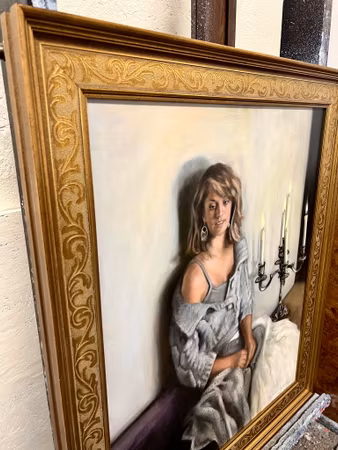 "Girl with Candelabra" Olja på duk av Cecilia Thorell DeVore. 68x82 cm