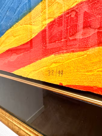"Ingen titel" Inramad gravyr av Bengt Lindström. Nr 38/99. 83x103 cm.