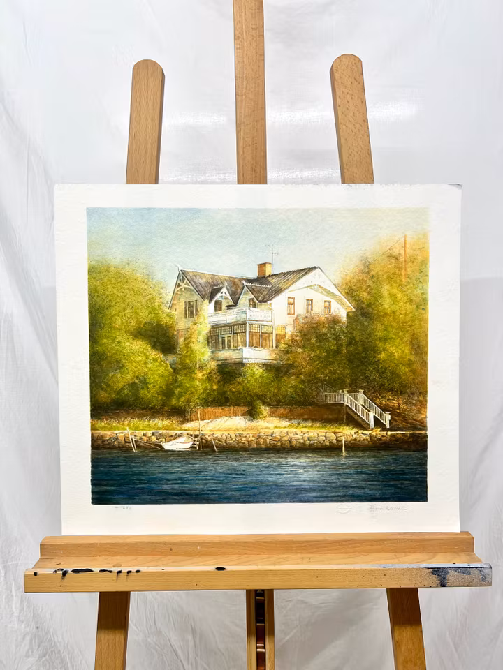 Litografi av Thomas Walldén. 52x45 cm nr 4/280