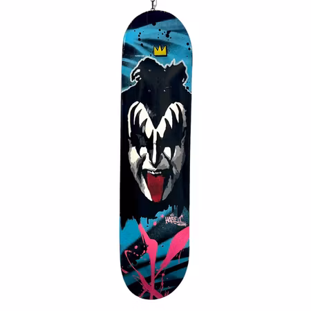 "Gene Simmons" Blandteknik på Skateboard av Mike Blomqvist. 110x150 cm