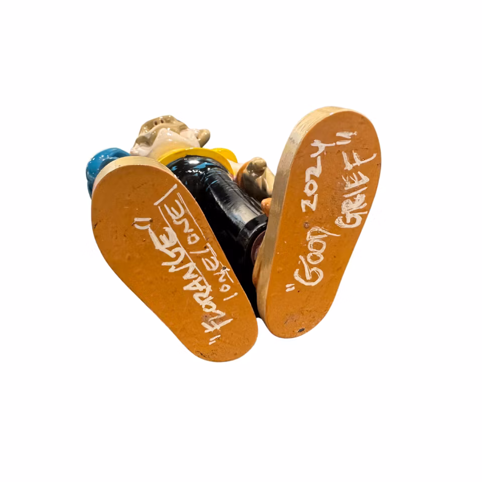 "Good Grief" Unik skulptur i Ralph Florange serien av Viktor Jusi Palm. Höjd 30 cm