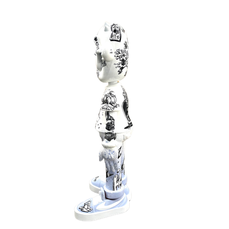 Ralph Florange – King of Nothing, Skulptur av Viktor Jusi Palm, Höjd 87 cm