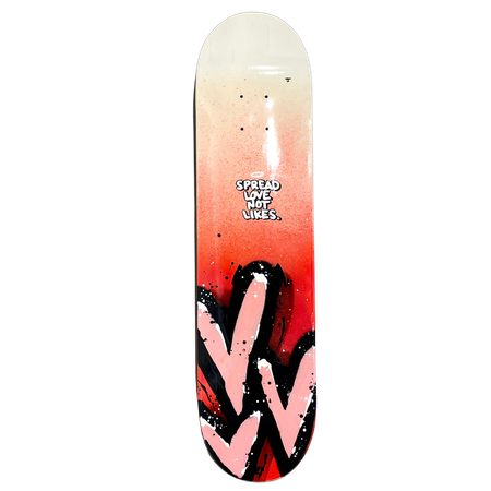 Spread love not likes, blandteknik på skateboard av Mike Blomqvist, 80x20 cm