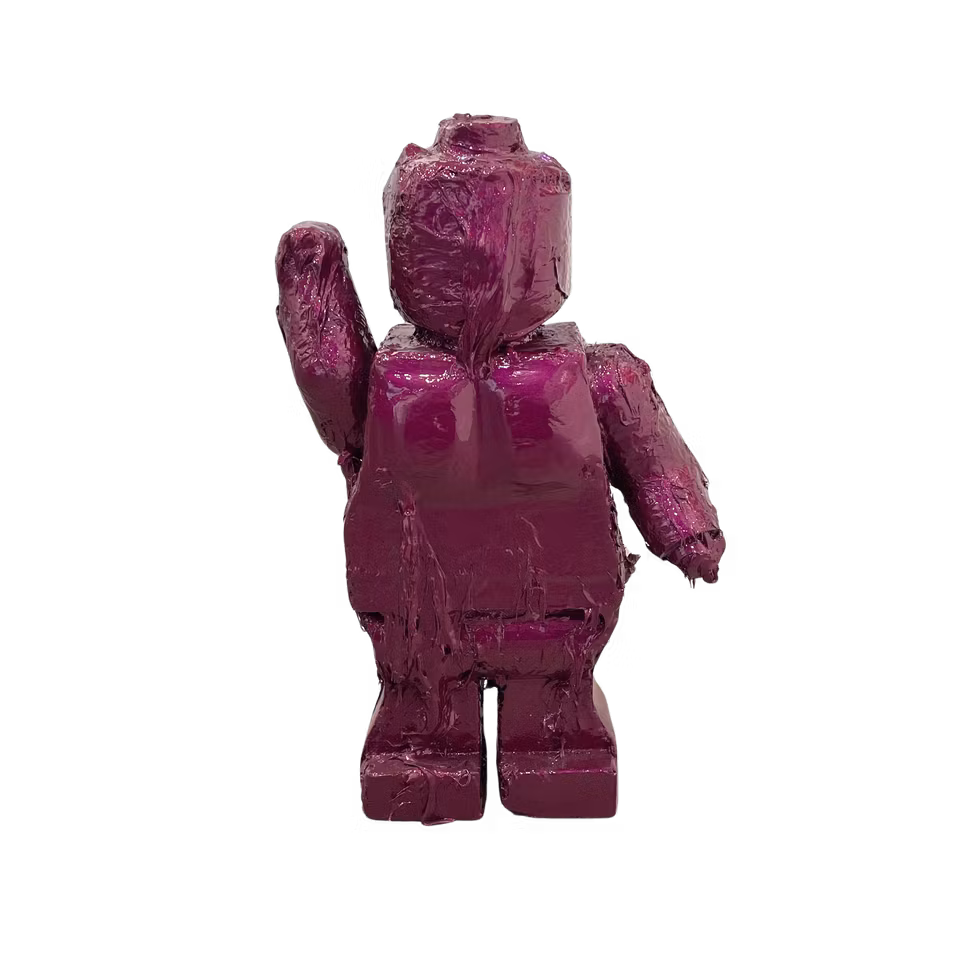 Melted Lego purple, Unik skulptur av Adam Ström, Höjd 41 cm