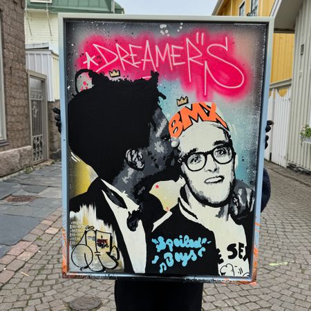 "Dreamers" av Mike Blomqvist, blandteknik med sprayfärg och akryl på duk med målad träram, 64x84 cm.
