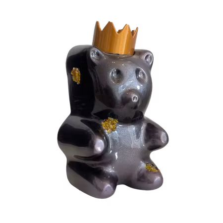 Candy King Midnight, Skulptur, gjuten, handmålad av Adam Ström. 18 x 14 cm. Del av serien Candy King