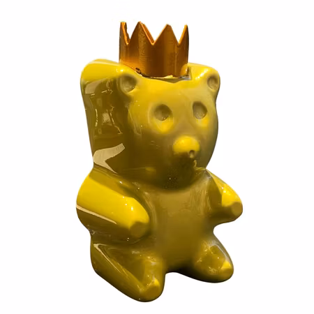 Candy King Pistachio, Skulptur, gjuten, handmålad av Adam Ström. 18 x 12 cm. Del av serien Candy King