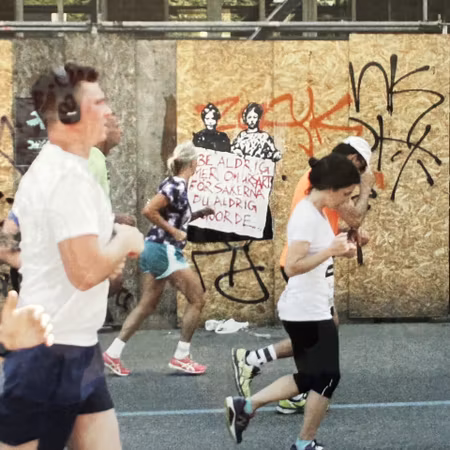 Hellstrom Street Art · Be aldrig mer om ursäkt...