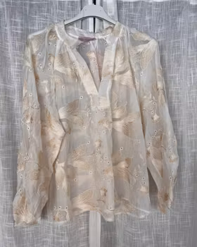 Emb blouse