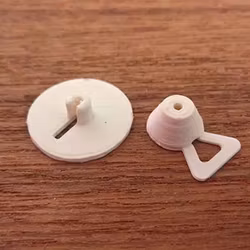 Takplatta och Plutt för lampupphängning