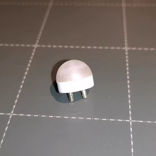 Lampa Halv Boll med piggar