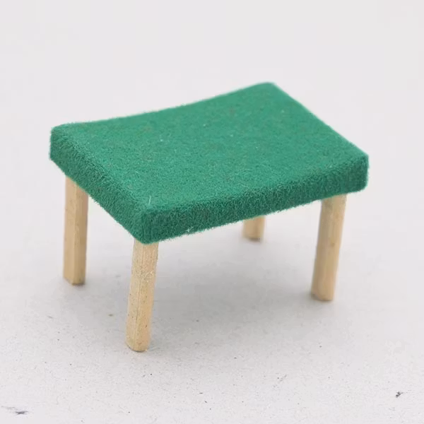 Liten fyrkantig pall Flock 1:18