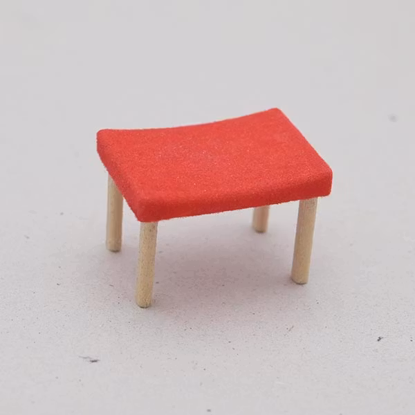 Liten fyrkantig pall Flock 1:18