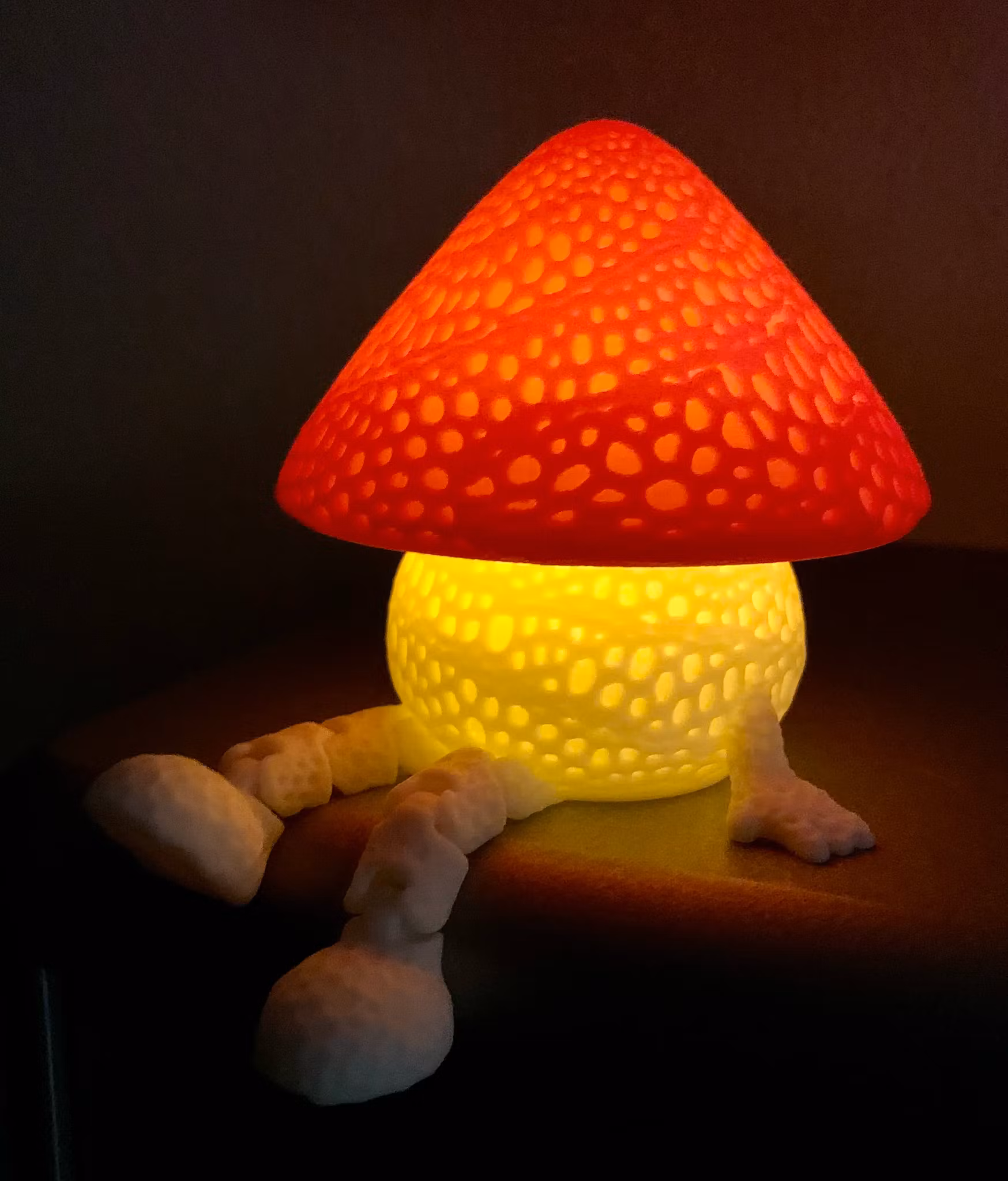 Sittande Svamplykta – LED-värmeljus