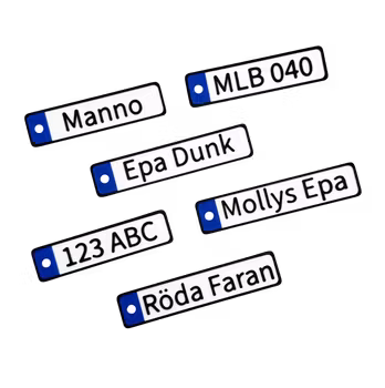 Personlig Nyckelring – Registreringsskylt med eget namn eller egen text