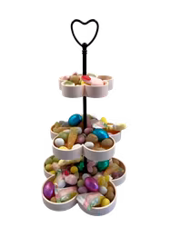 Serveringsfat och uppläggningsfat i 3 våningar