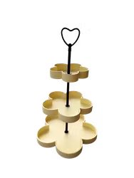 Serveringsfat och uppläggningsfat i 3 våningar