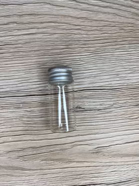 Glasburk med skruvlock