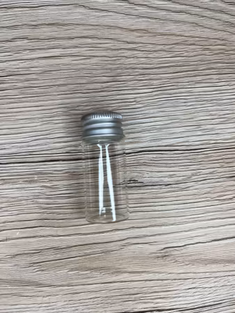 Glasburk med skruvlock
