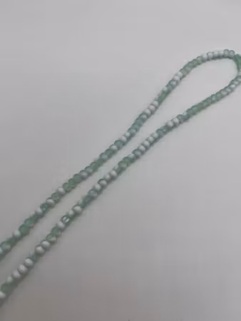 Glass beads on a string (Mint green)
