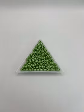 Seed Beads opak lustered  grön 5 mm (20g)