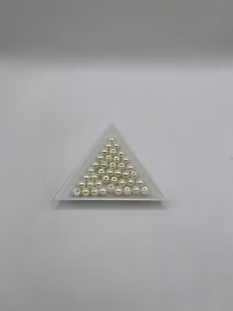 Vaxad glaspärla gräddvit 6 mm (40st)