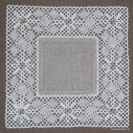 Stjärnöga 22x22 cm  obs 4 stjärnor/sida