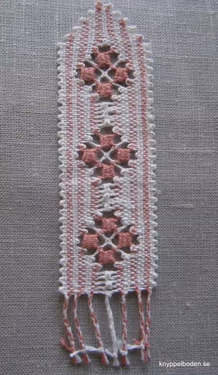 Mandelros     3,5x11 cm   (+fläta eller frans)