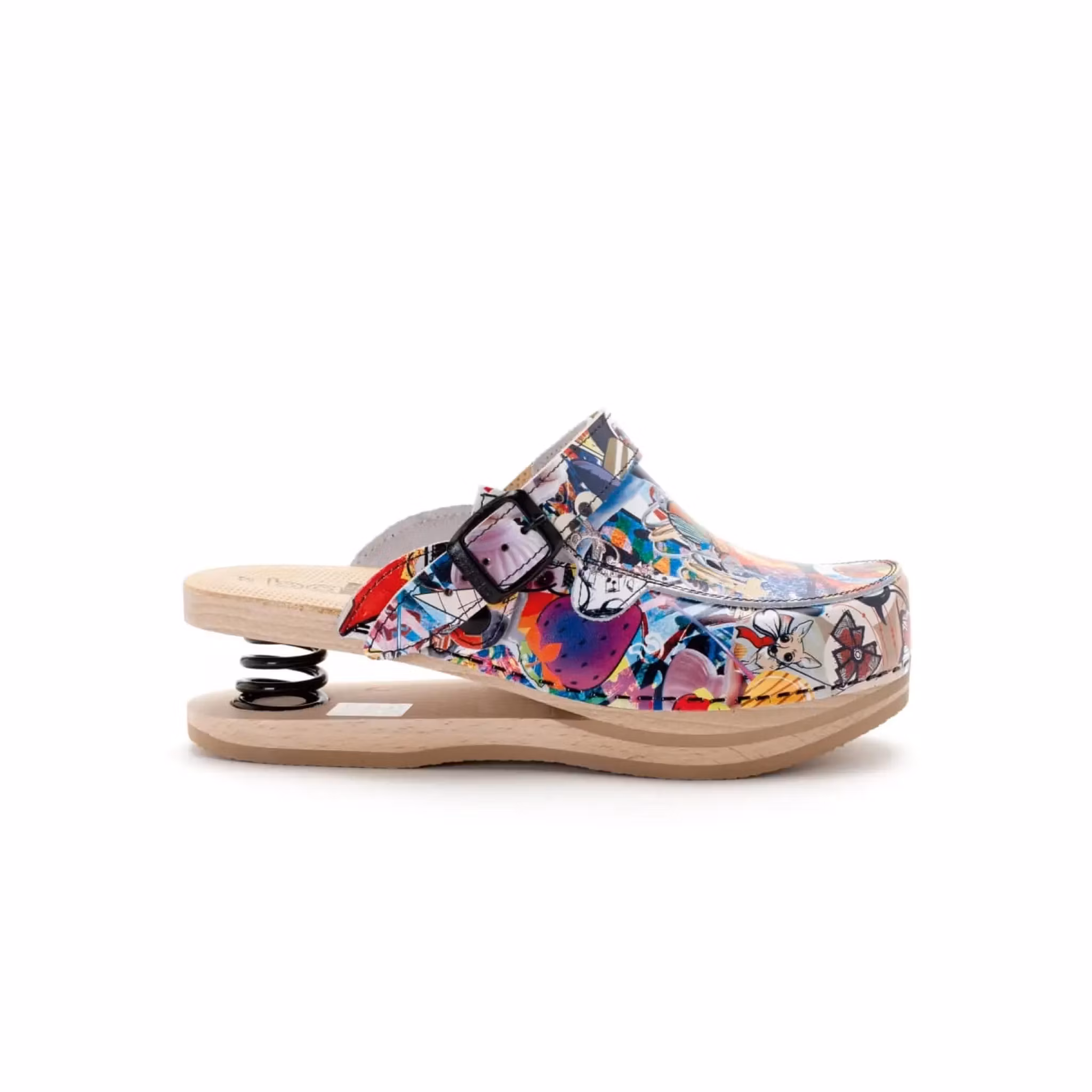 Trätofflor Baldo med fjäderdämpning och unika mönster i läder och bokträ | West Rose