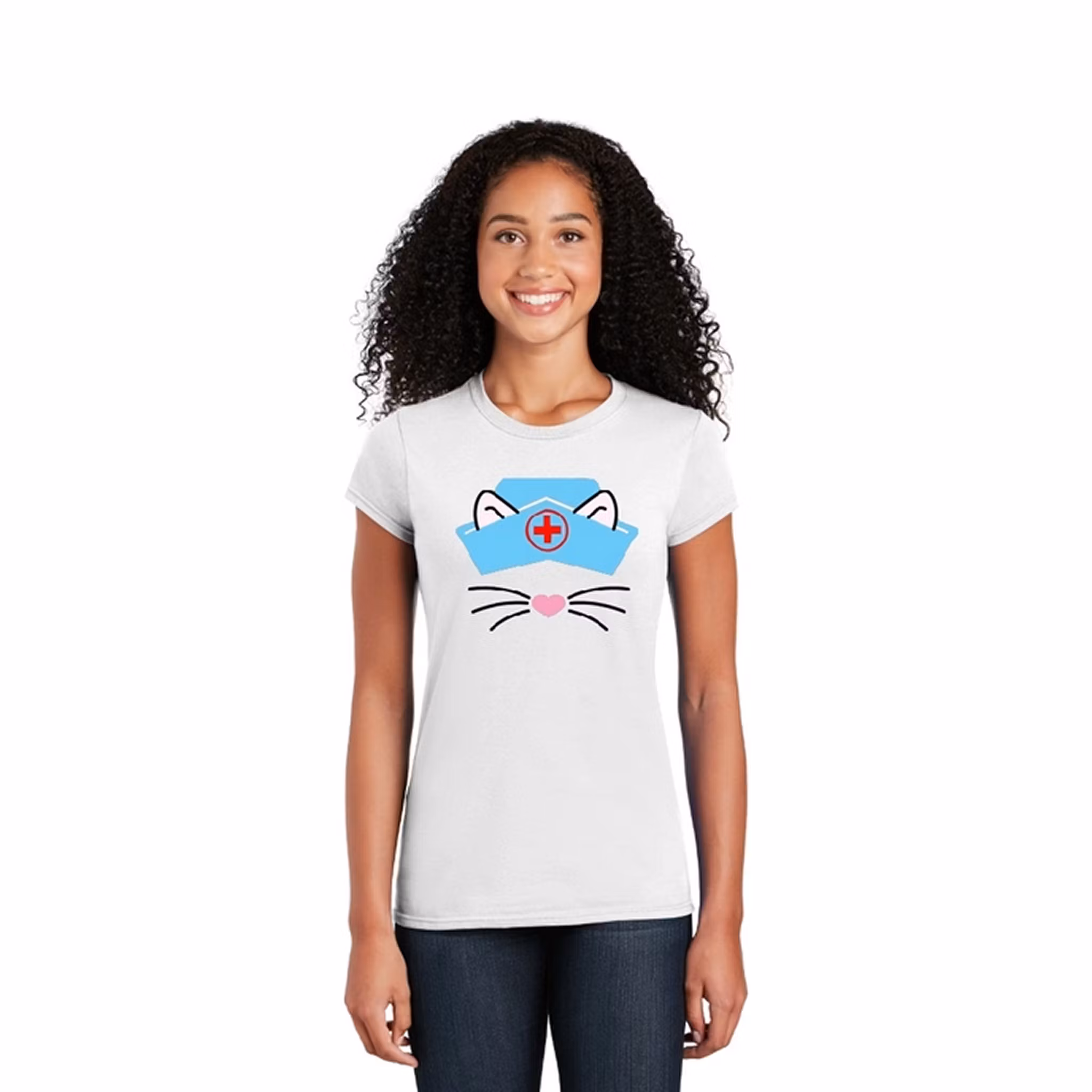 Kortärmad t-shirt med tryck för dam – Nurse Kitty | Cutieful