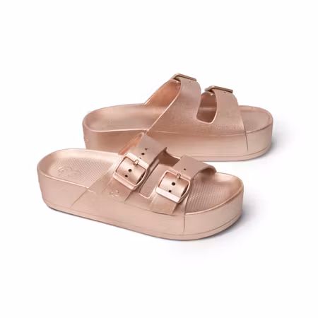 Sandaler i metallfinish med platåsula | Schu'zz