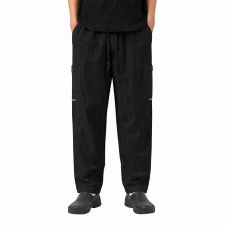 Svart byxa i 100% krinklad bomull - unisex | TK Design